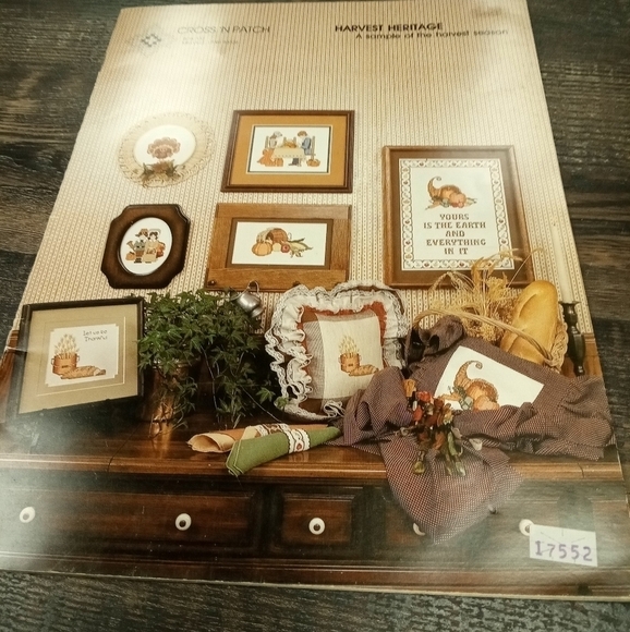 Harvest Heritage Cross Stitch Pattern Booklet Thanksgiving Fall Pilgrims Turkey - Picture 1 of 4